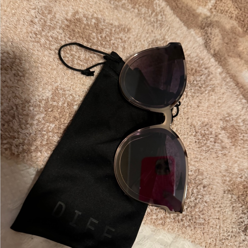 Diff (Gema) Sunglasses - image 1